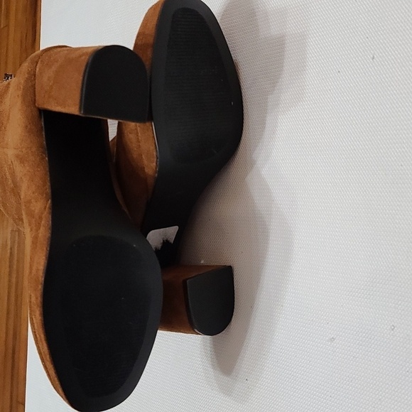 NWOT? C Comfort Womens Fau Suede Ankle Boots Caramel Brown Heeled Zips Sz 10. - Picture 8 of 9